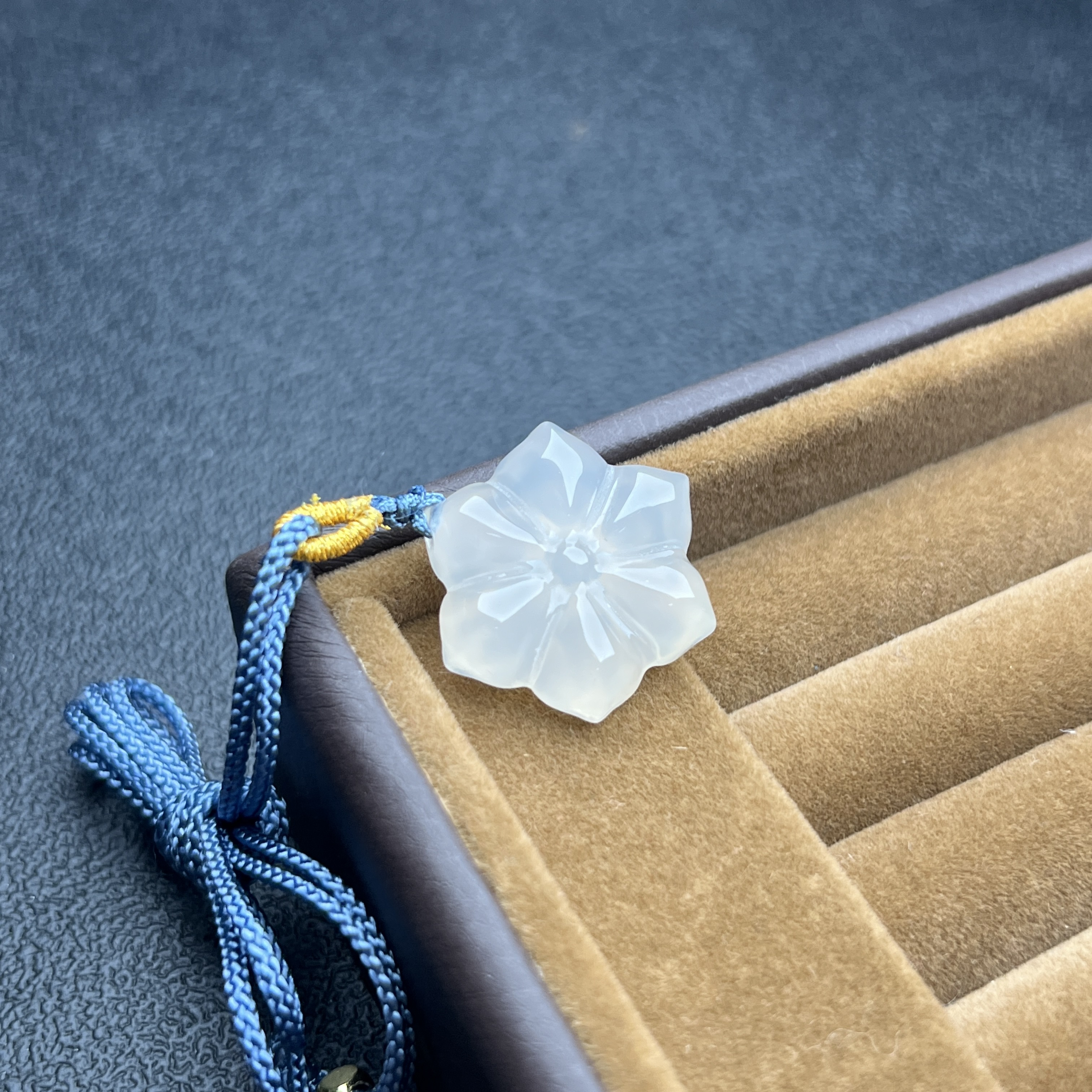 玛瑙/玉髓花开富贵吊坠女款冰底玉石精美百搭挂件男款  @只发一件