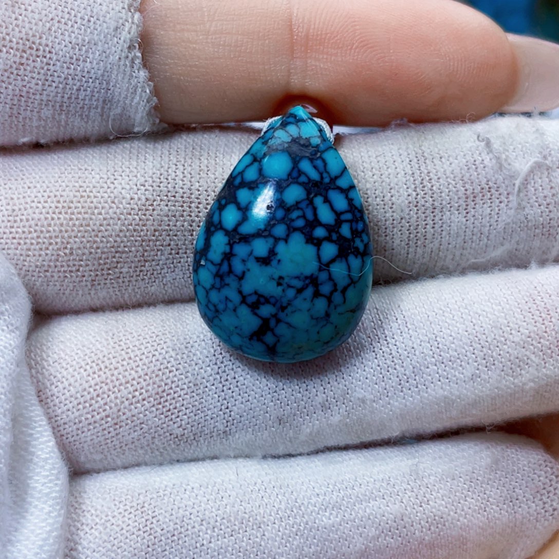 绿松石未镶嵌饰品