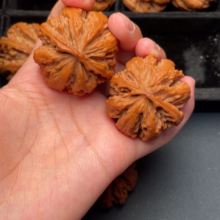 吊坠文玩核桃秦岭野生核桃文玩