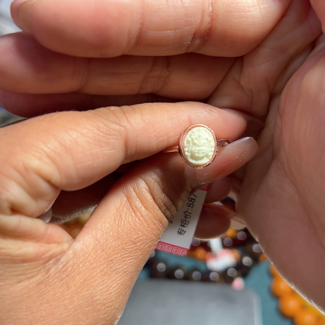 琥珀珠宝奇石未镶嵌80