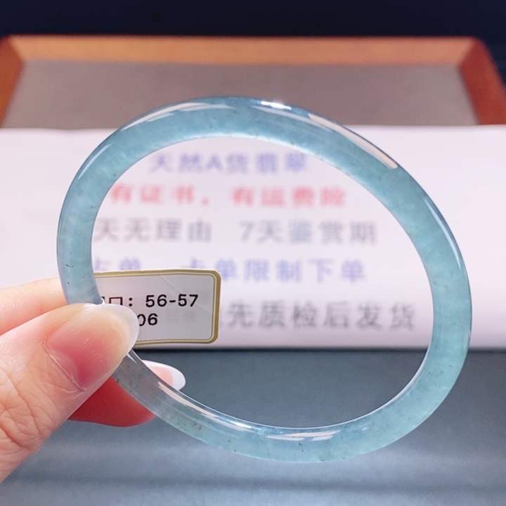 翡翠未镶嵌手镯翡翠手镯18