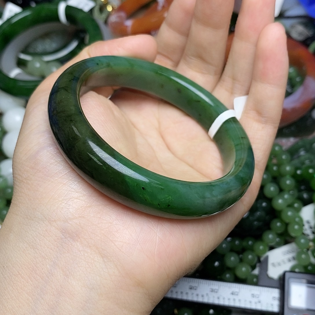 和田玉（碧玉）手镯未镶嵌58加