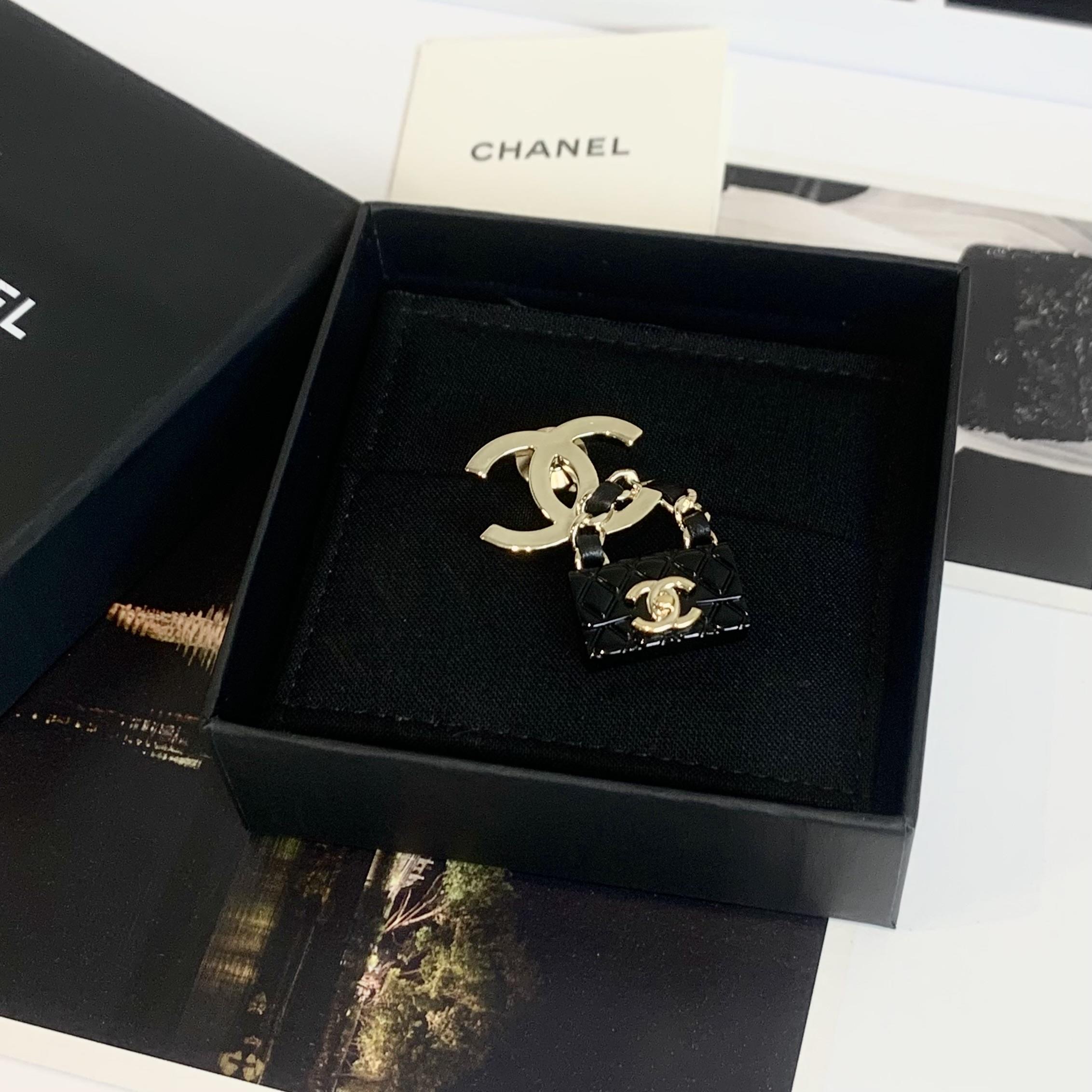 99新 Chanel/香奈儿 壹臻/23c金色双C书包胸 针 91604717