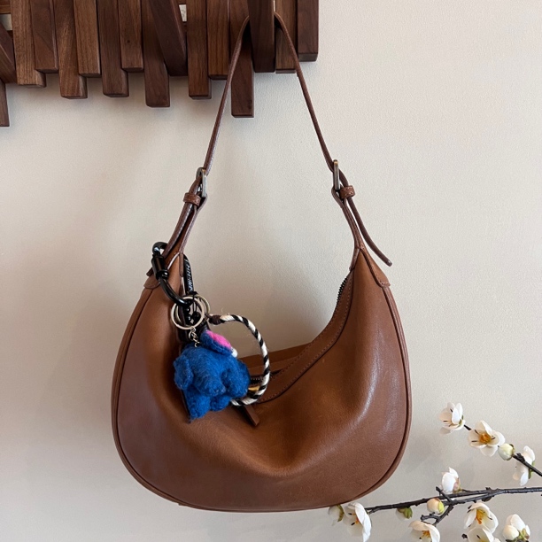 月牙包植鞣牛皮可斜挎单肩