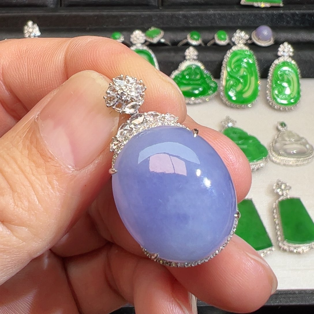 翡翠吊坠(不含链)18K金镶嵌