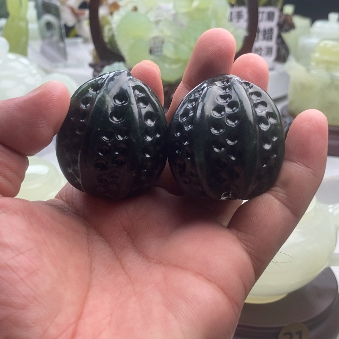 未镶嵌岫玉四大名玉手把件