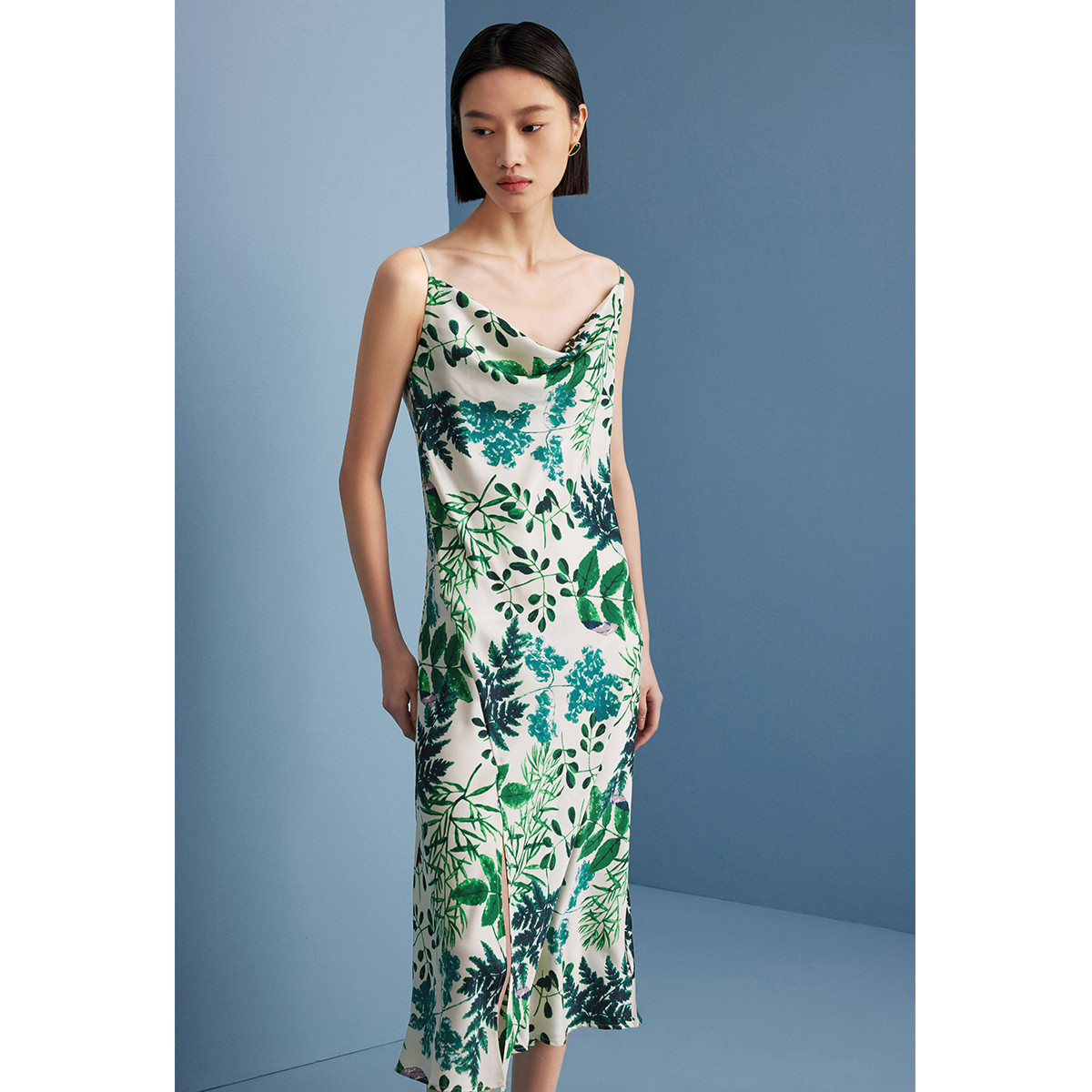 气质开叉连衣裙连衣裙复古夏季植物印花中长裙侧边开叉优雅吊带裙