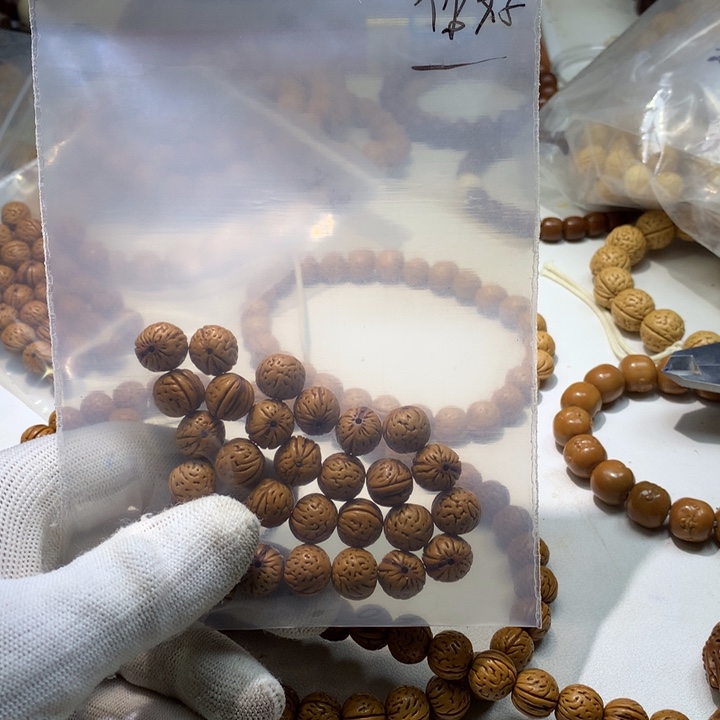 你***天吊坠桃核桃核手串