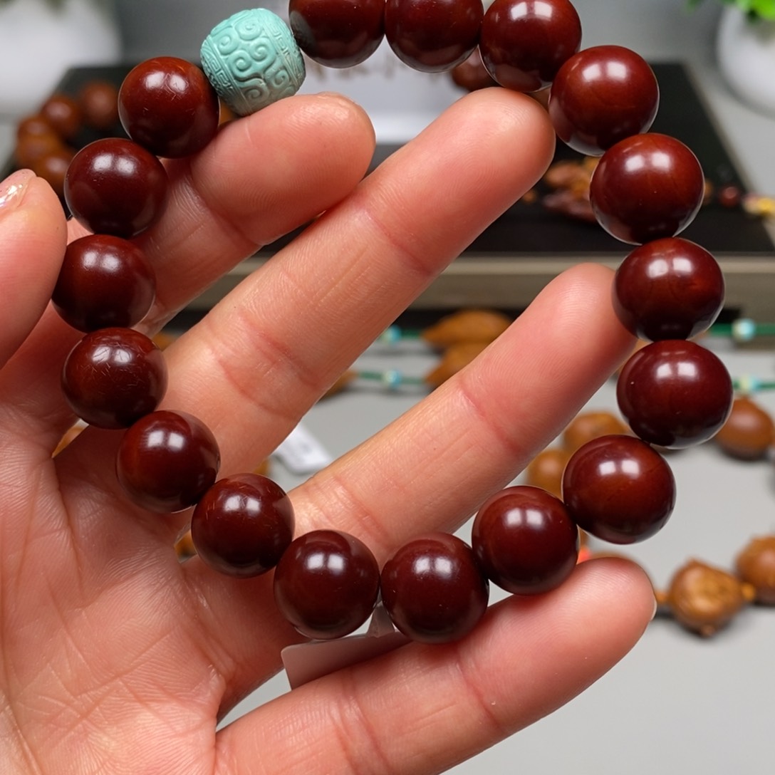 橄榄核吊坠正圆手串