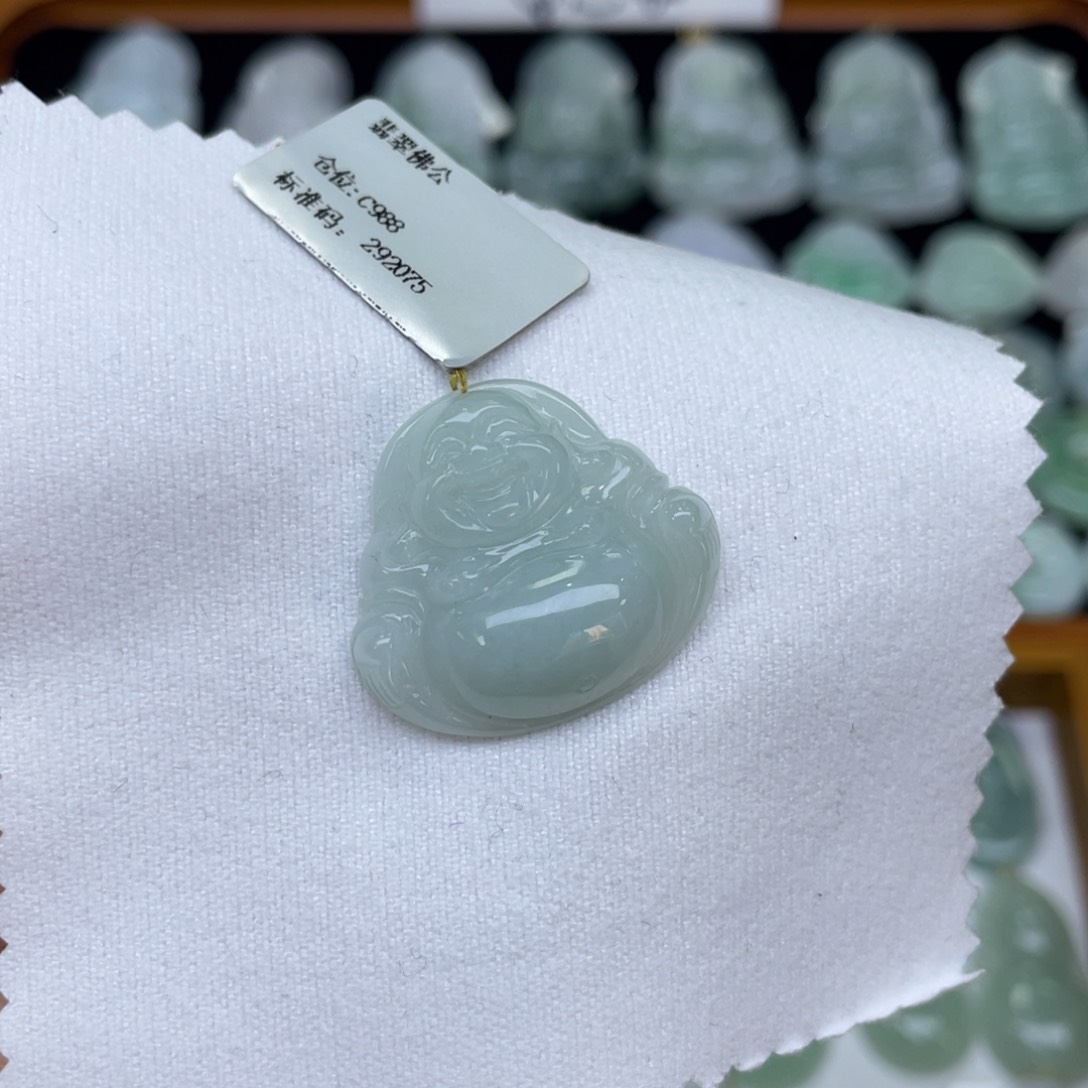 颈饰未镶嵌翡翠佛公