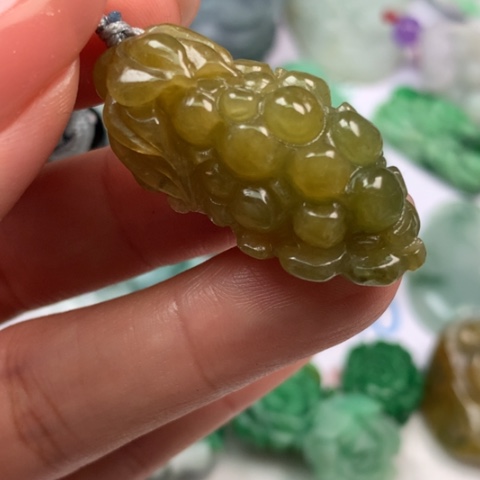 定制翡翠未镶嵌翡翠