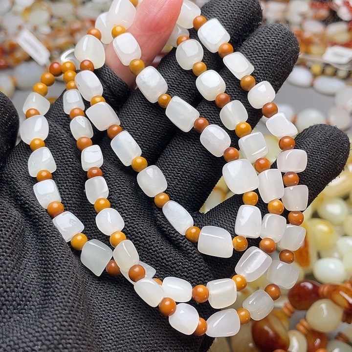 和田玉未镶嵌手链