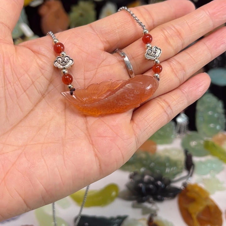 蛇纹石玉未镶嵌吊坠(赠链)