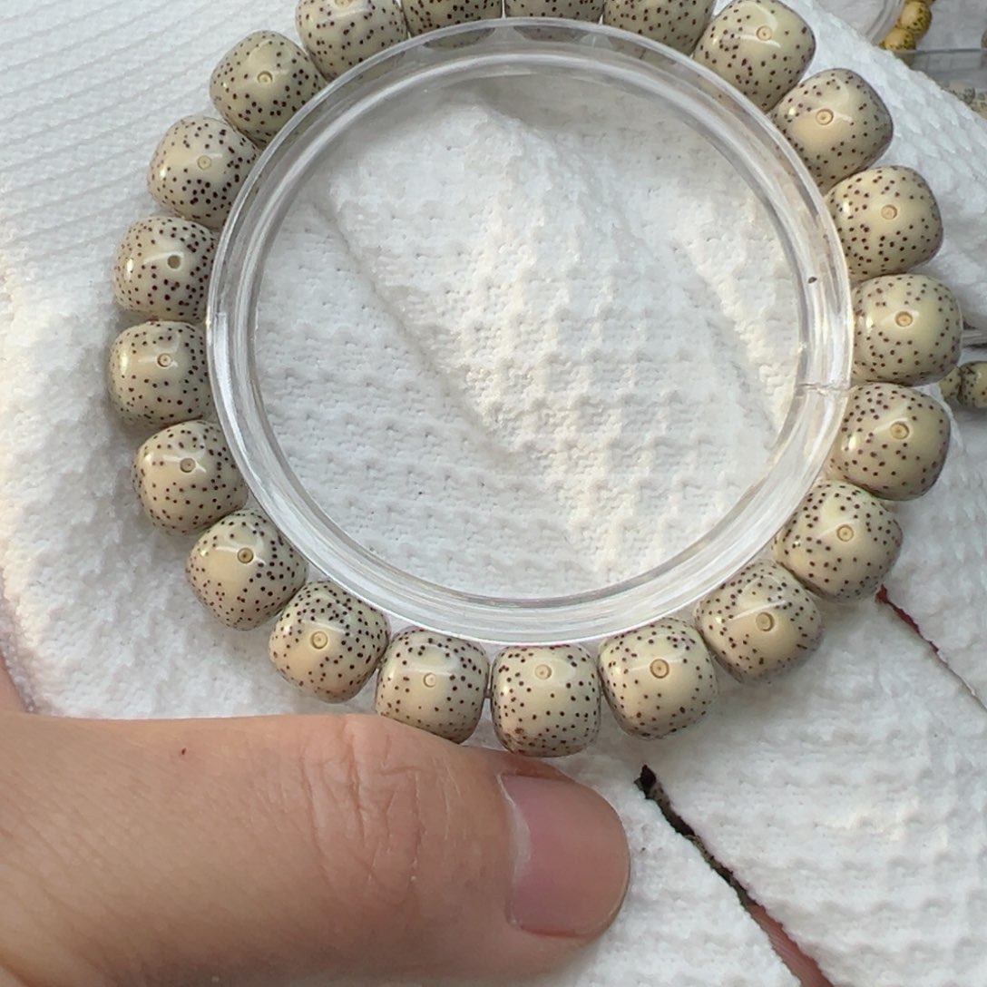 星月菩提手串11x10 全星点