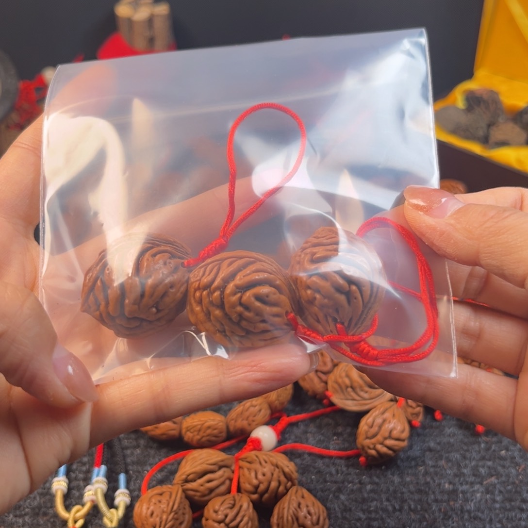 桃核手串你**?桃枭吊坠L1