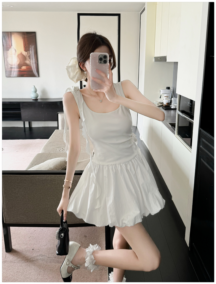 玖久服饰直播间扣号为准 默认微X NO退NO换 介意勿拍 气质设计感