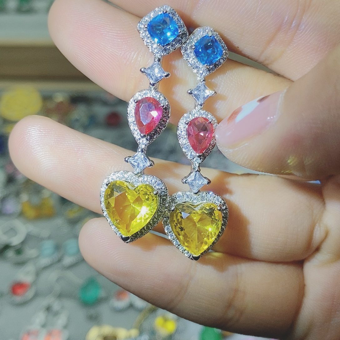 【闪购商品】托帕石耳饰银S925镶嵌