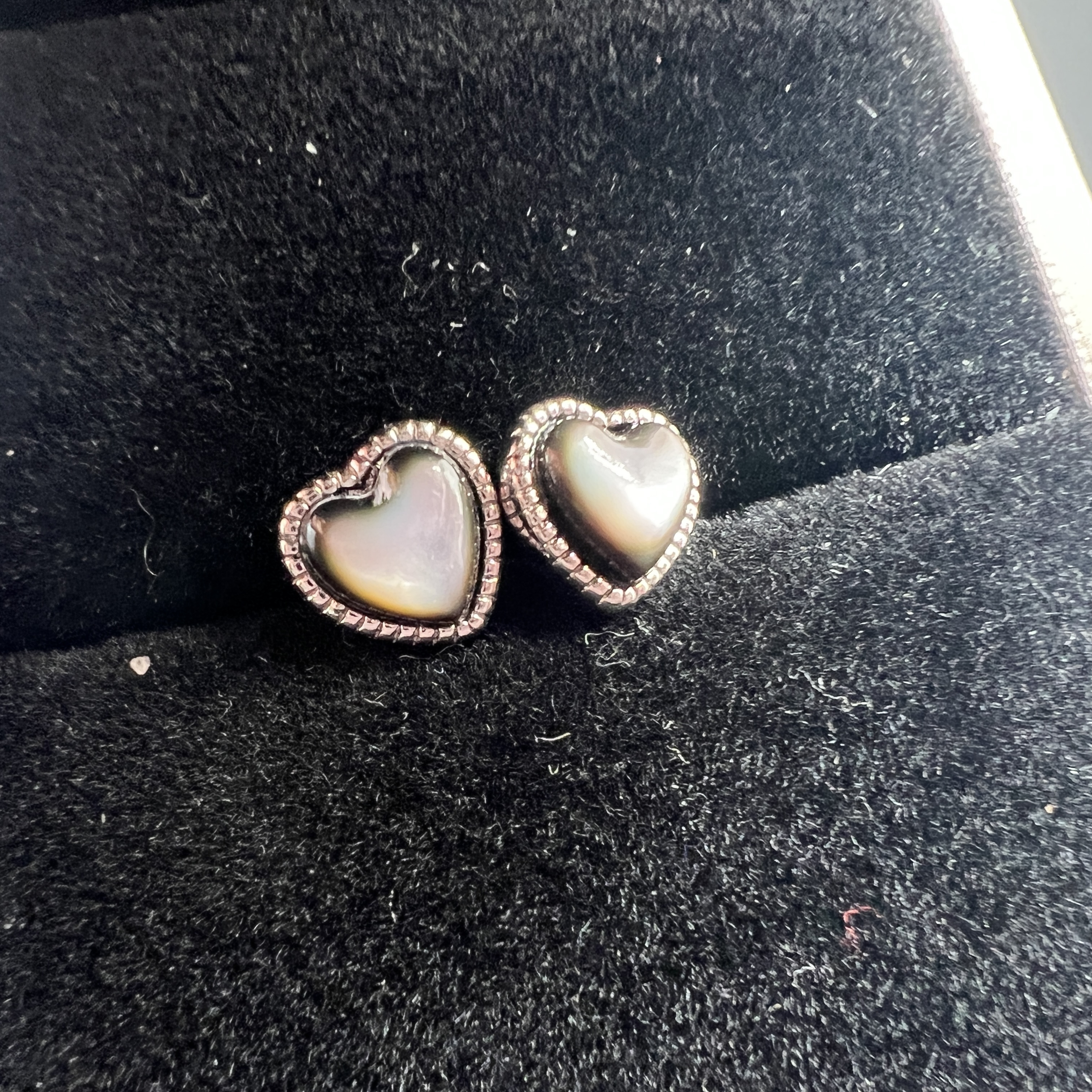 合金耳饰 爱心简约款疏解疲惫修复身心能量