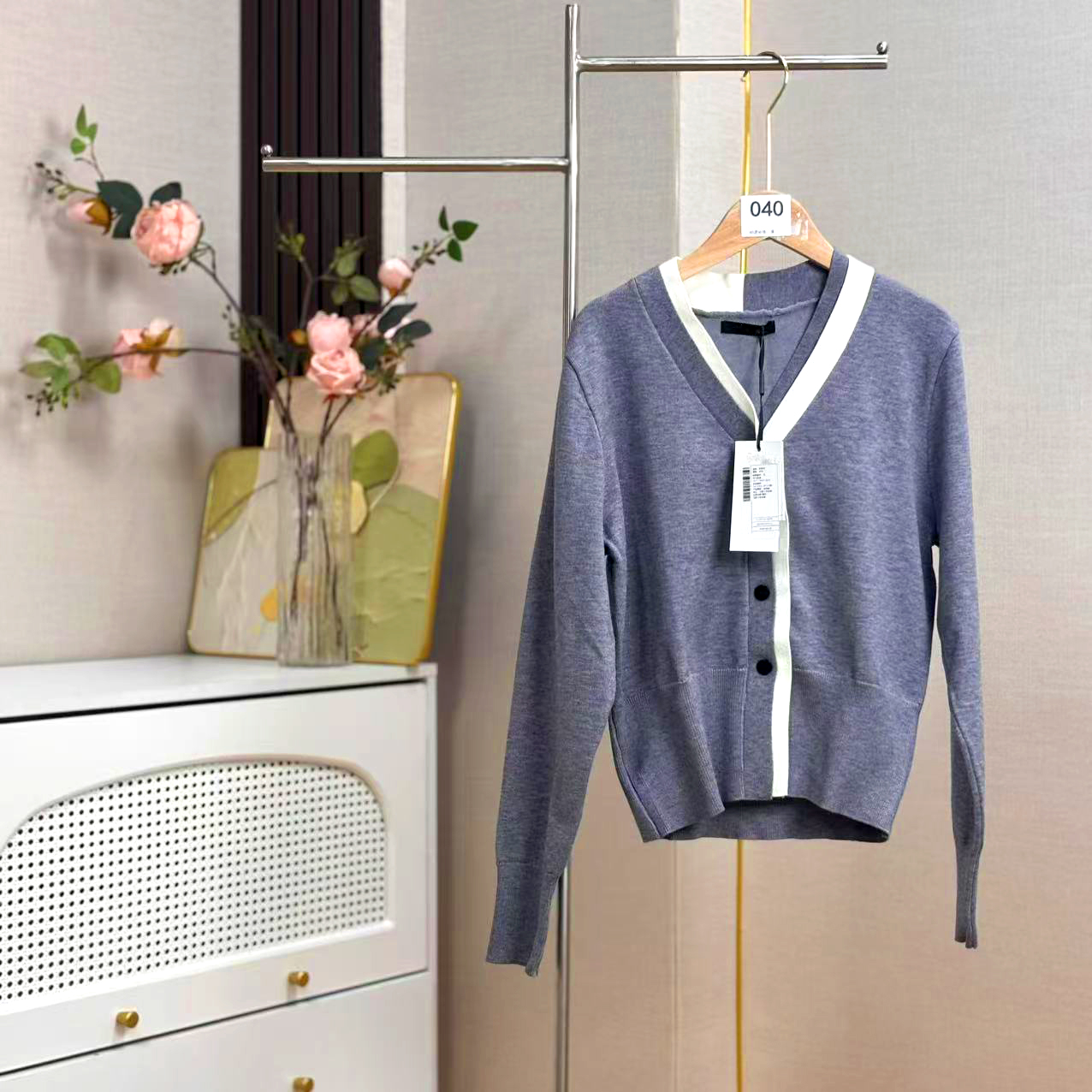 【040】【优-物】女装女士长袖简约灰色