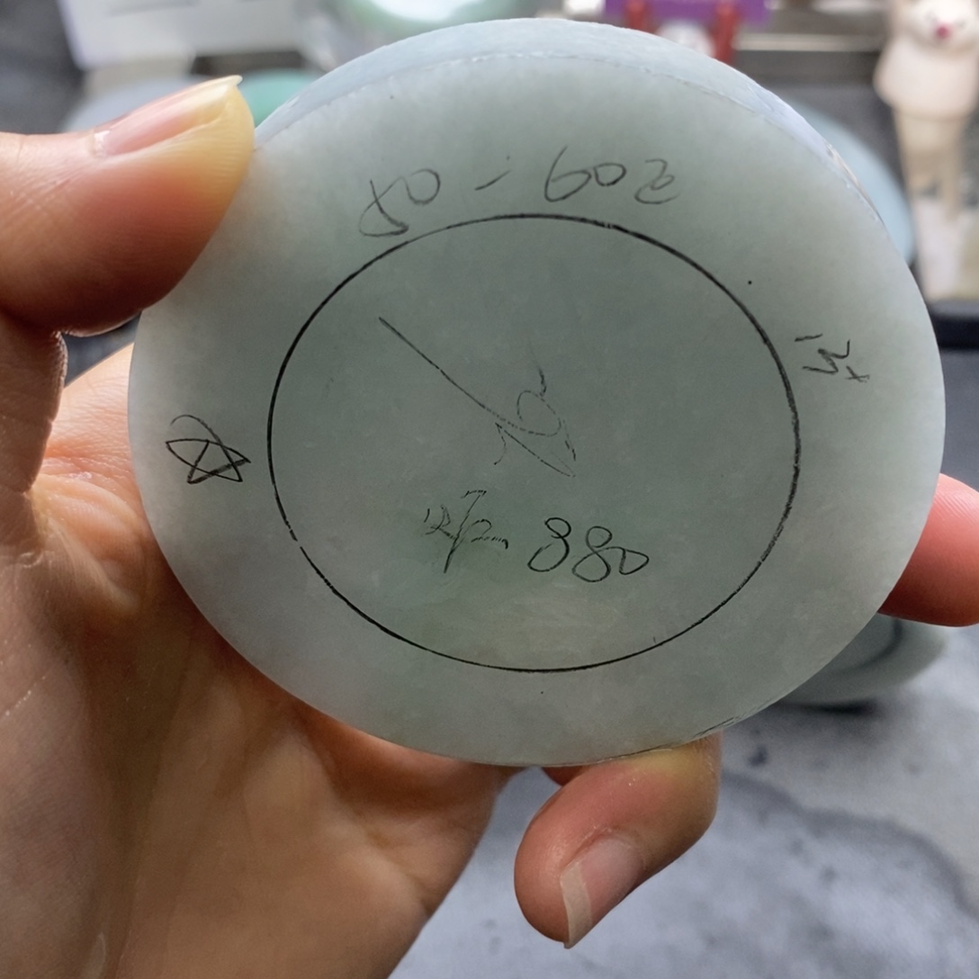 定制翡翠未镶嵌翡翠手镯