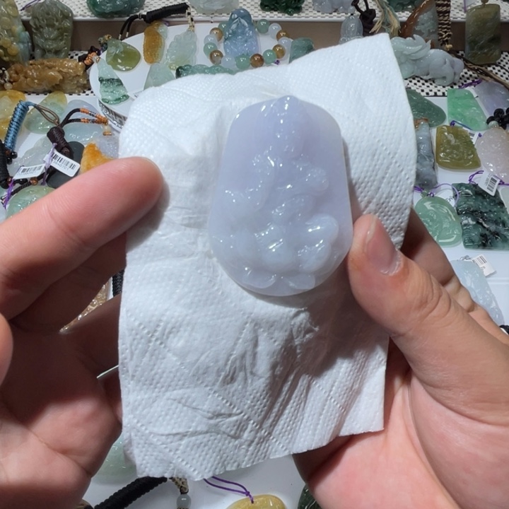 翡翠颈饰未镶嵌天然