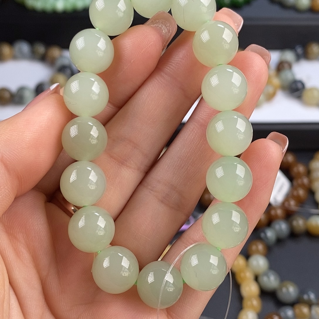 和田玉手串未镶嵌