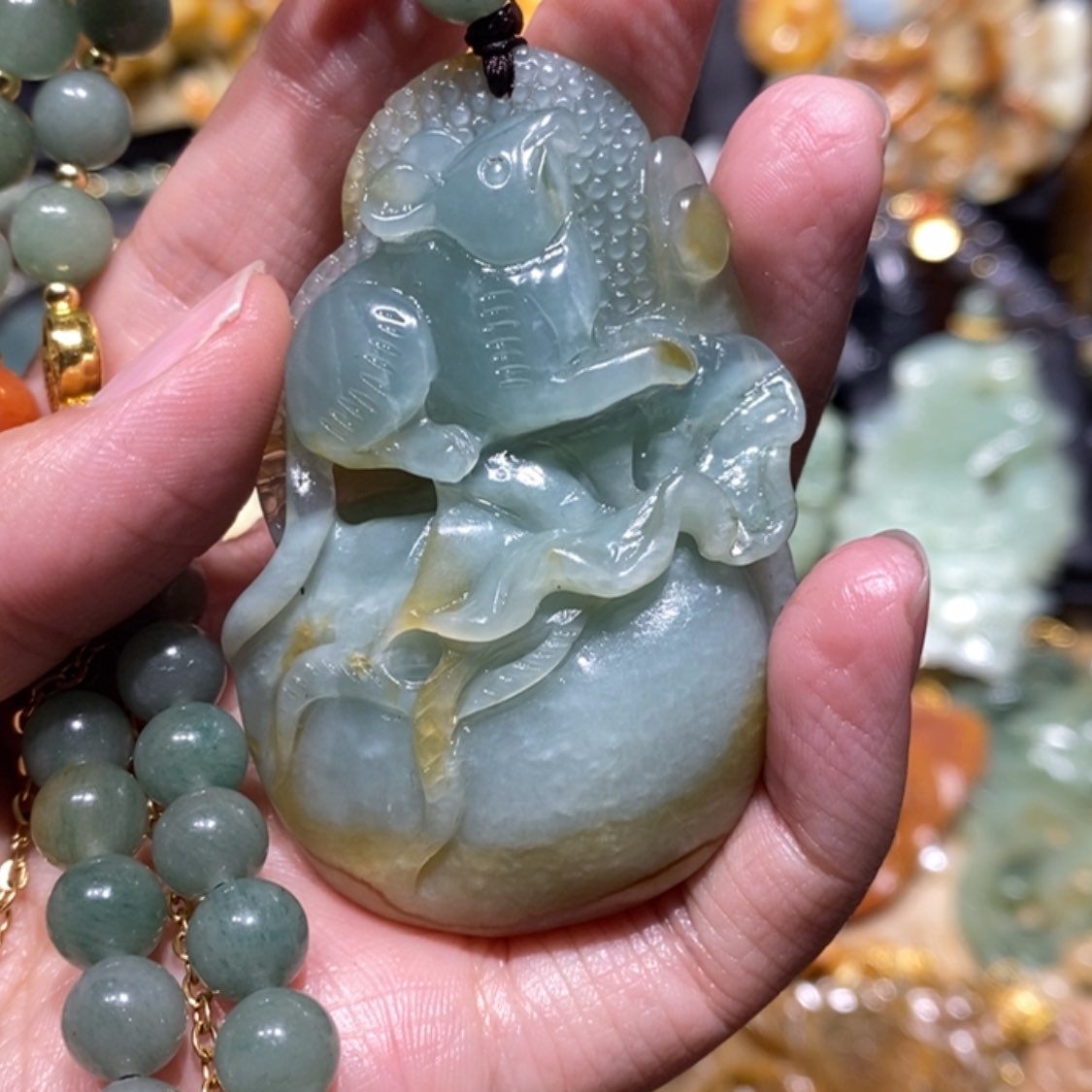 【闪购商品】蛇纹石玉颈饰合金