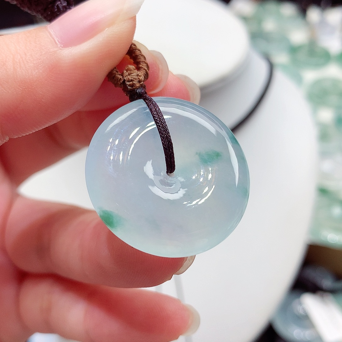 颈饰未镶嵌翡翠翡翠39，27/5.9