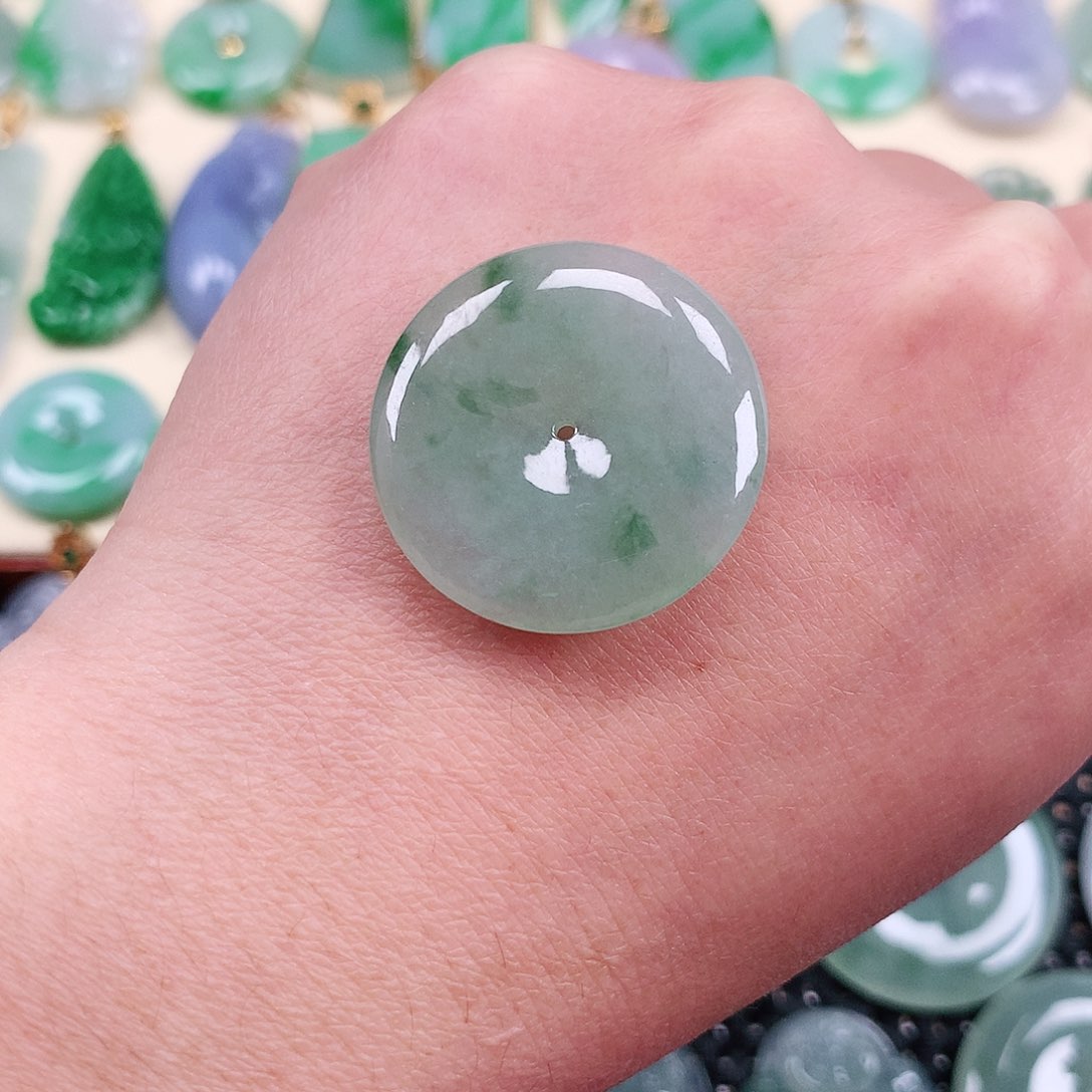 【闪购商品】翡翠颈饰未镶嵌平安扣