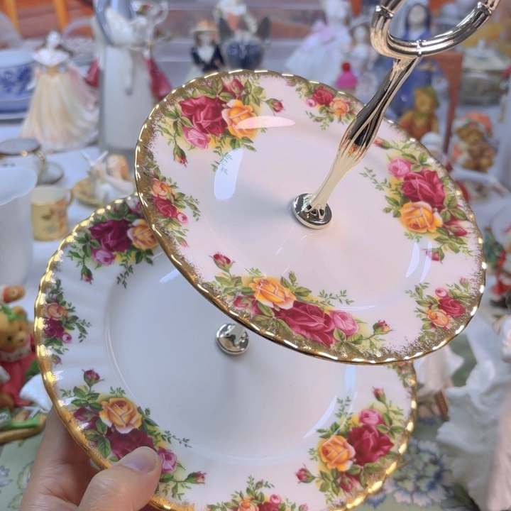 摆件欧洲中古瓷器好看冲鸭！