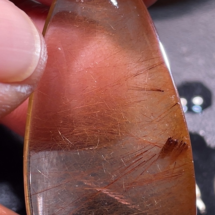 新***统未镶嵌发晶颈饰钛