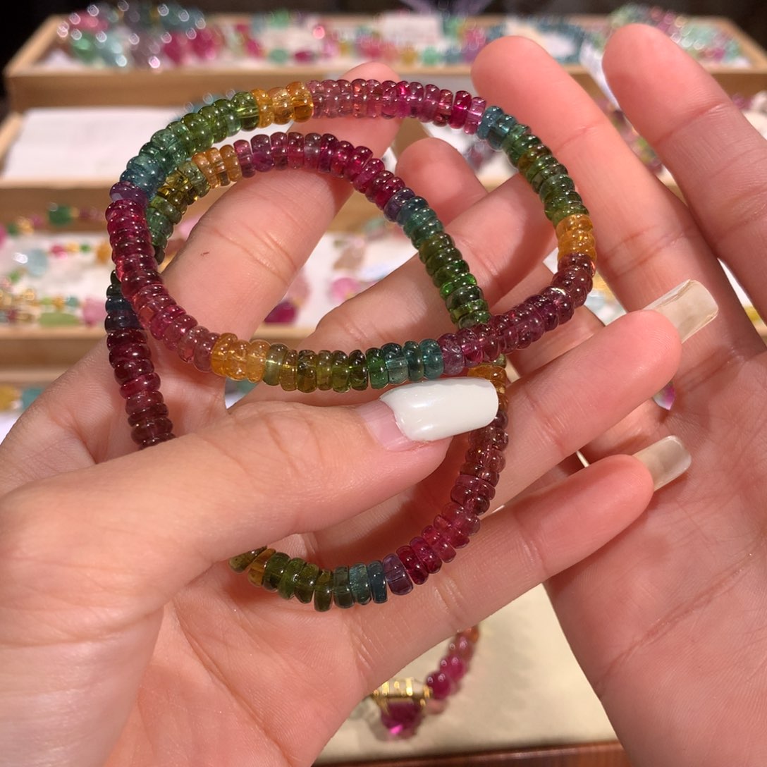 碧玺多样性发货一件未镶嵌