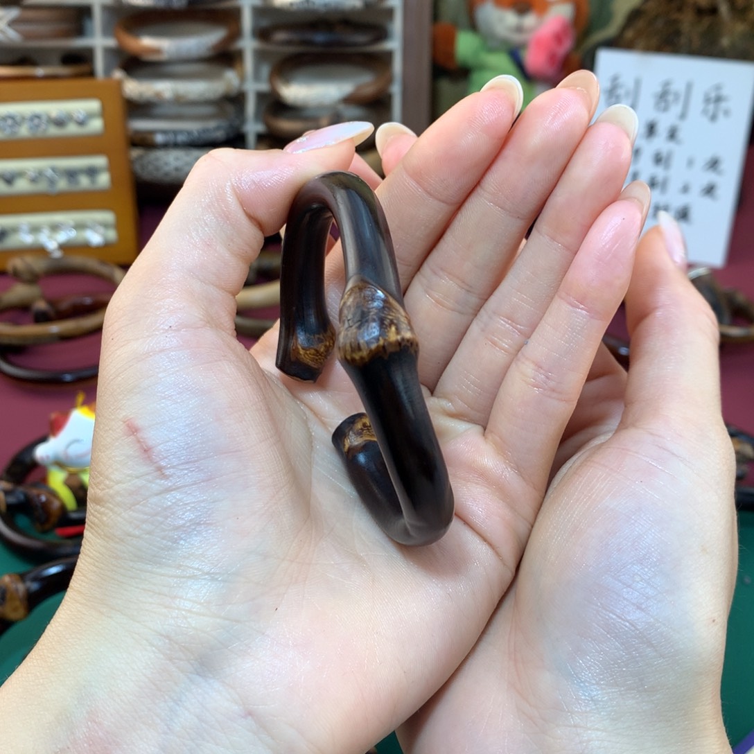 木质非金属王冠金刚藤