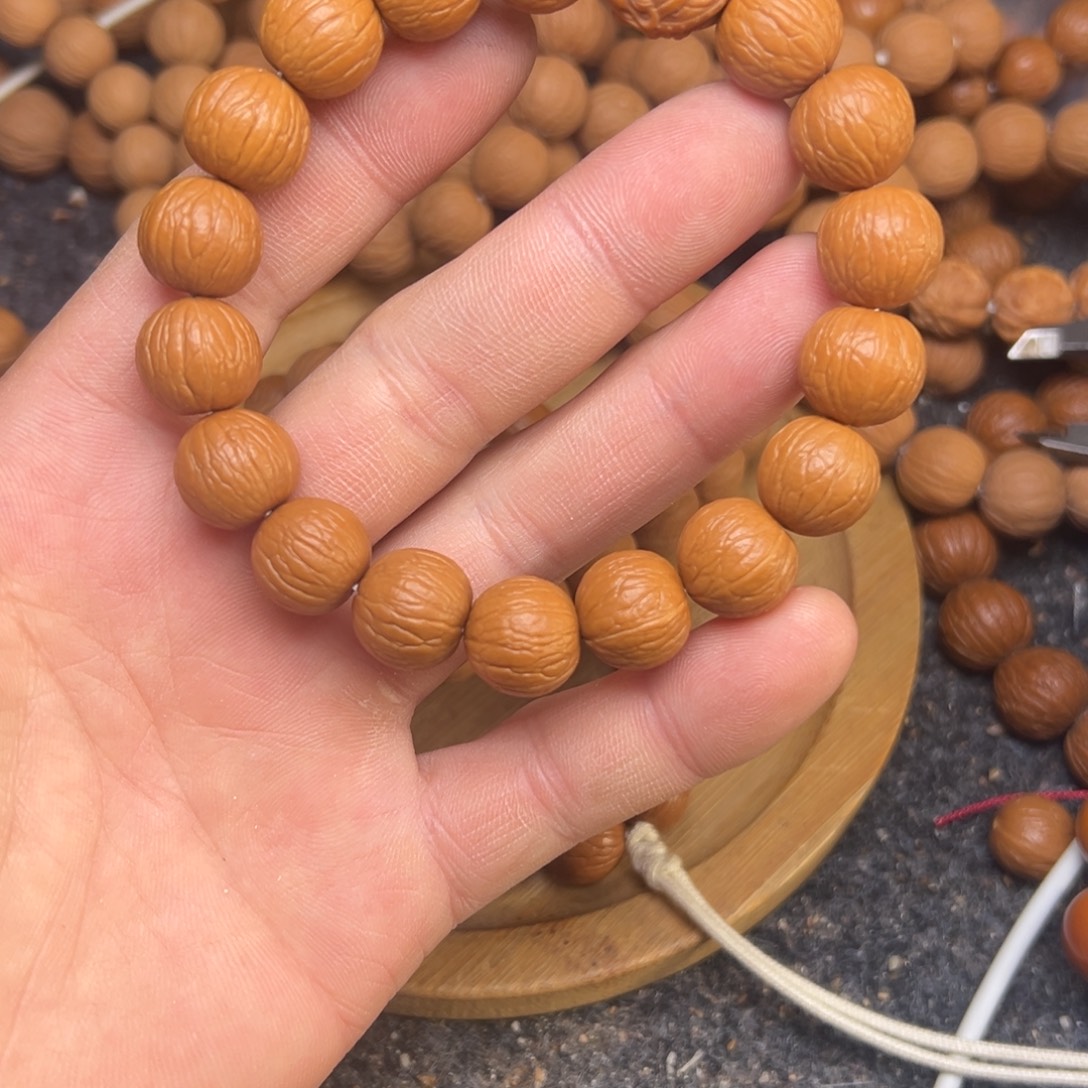 腾***哥吊坠猴头核桃原皮聚宝盆14.1精卡打底