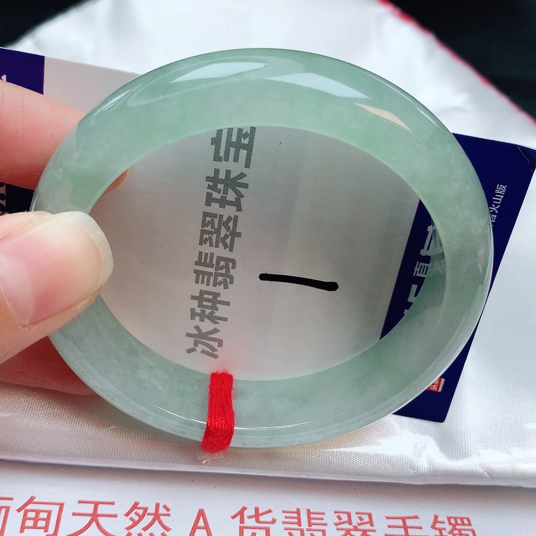 翡翠手镯未镶嵌缅甸天然A货翡翠手镯