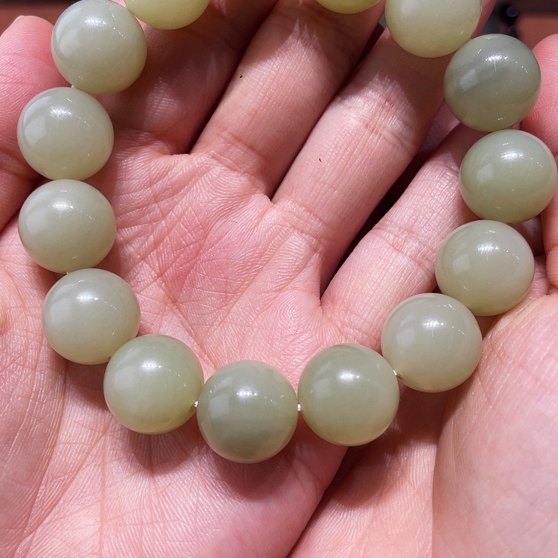 和田玉（糖玉）未镶嵌手链