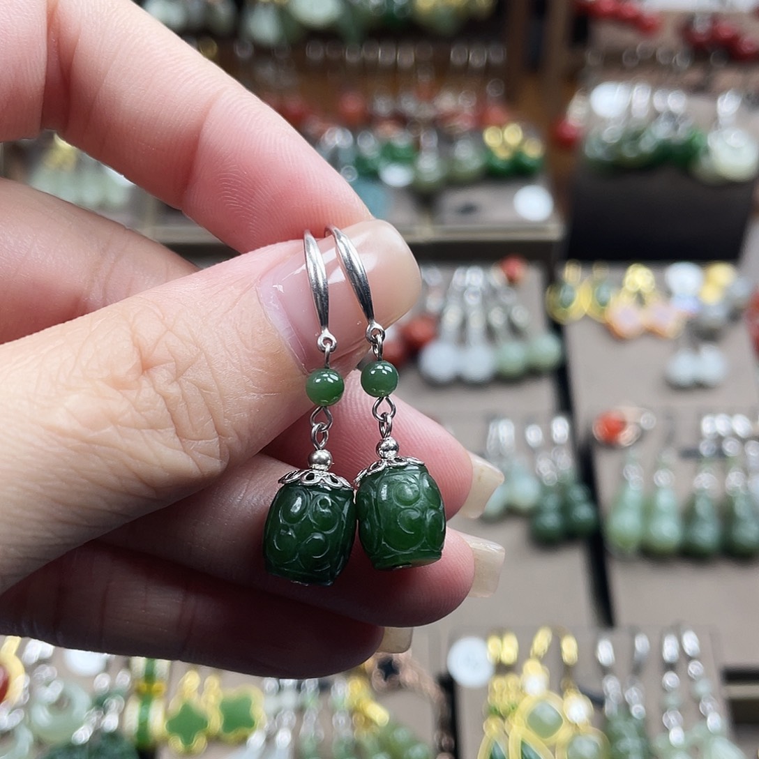 和田玉银S925镶嵌耳饰