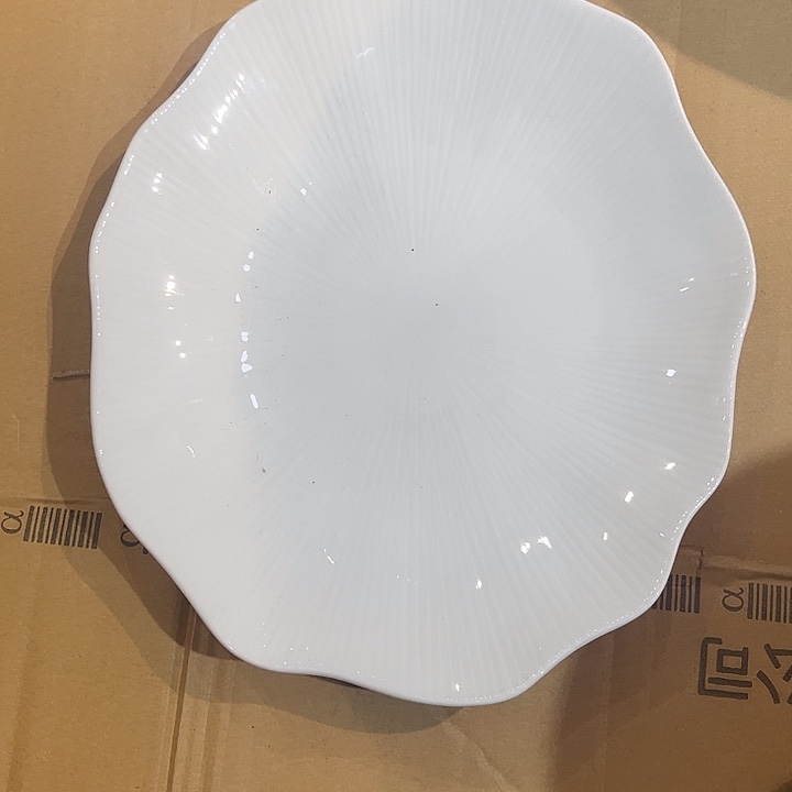 9寸白玉瓷异形盘陶瓷