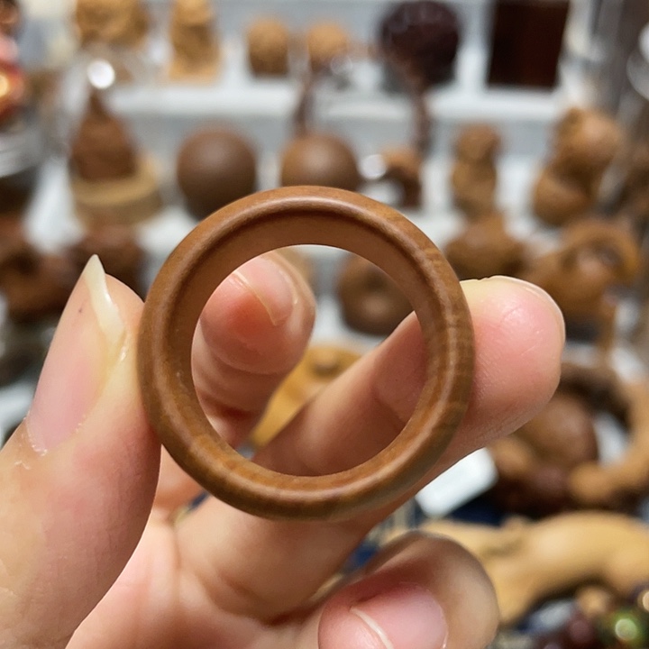 檀香木其他土****）印度老山檀香