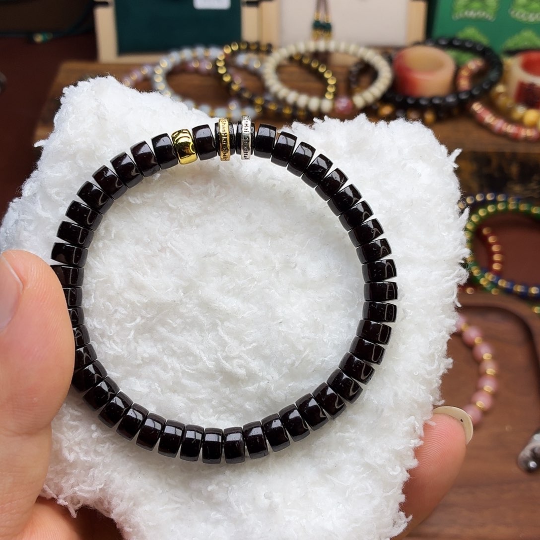 椰蒂手串2号黑色药片