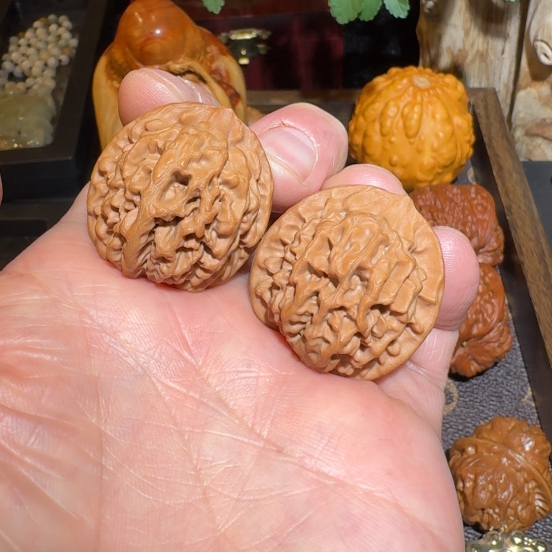 文玩核桃吊坠秦闷