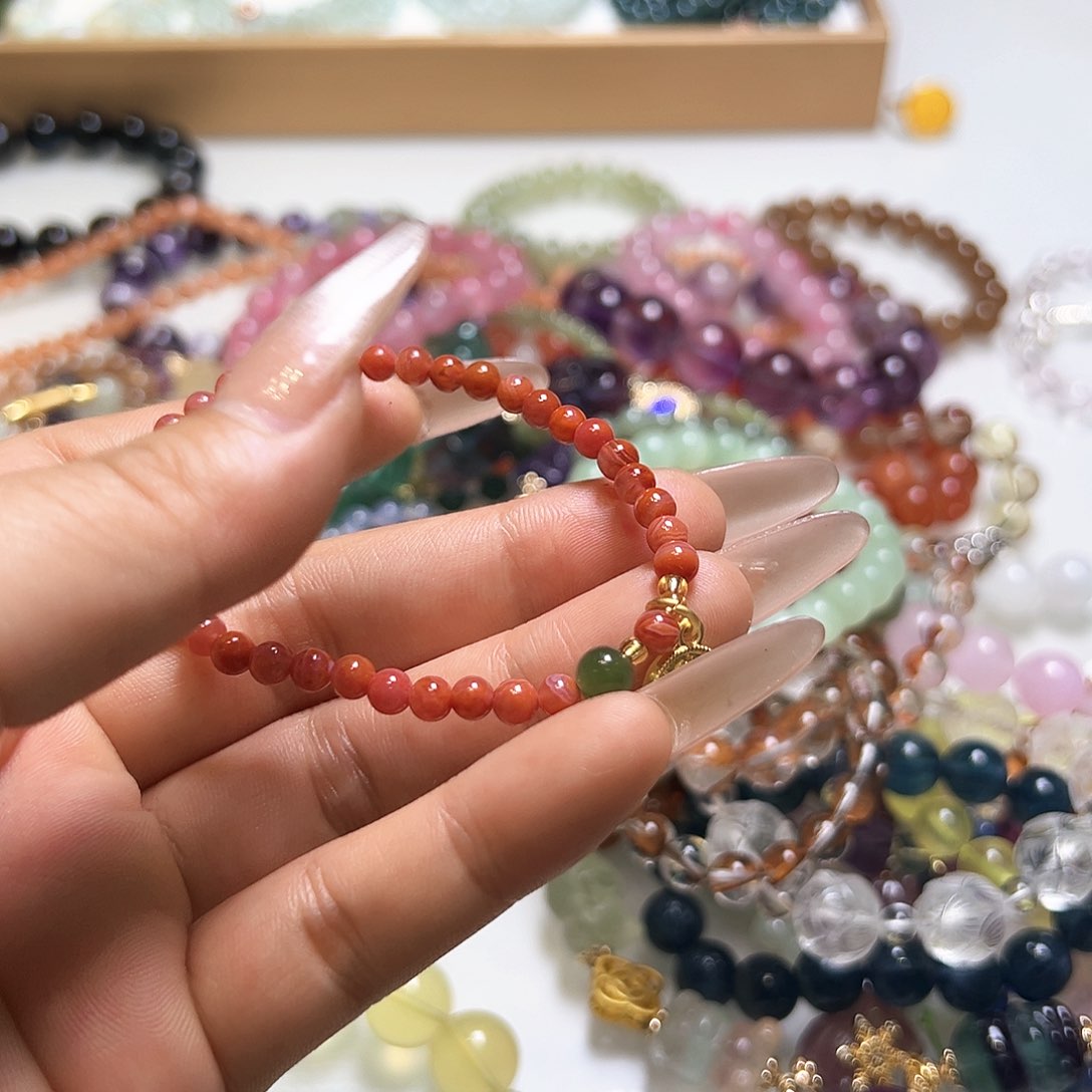 未镶嵌手链水晶福利