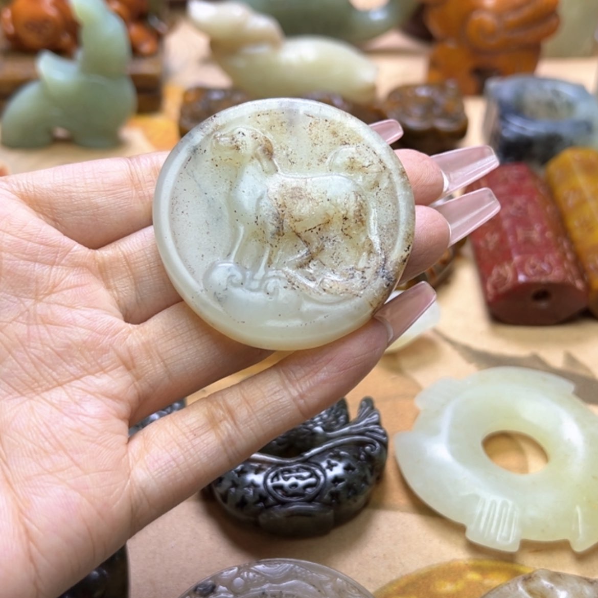 【闪购商品】蛇纹石玉颈饰未镶嵌