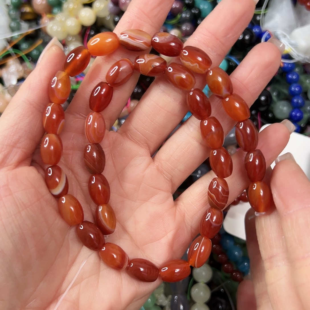 玛瑙/玉髓未镶嵌珠宝半成品，卡8x13玛瑙枣珠一条