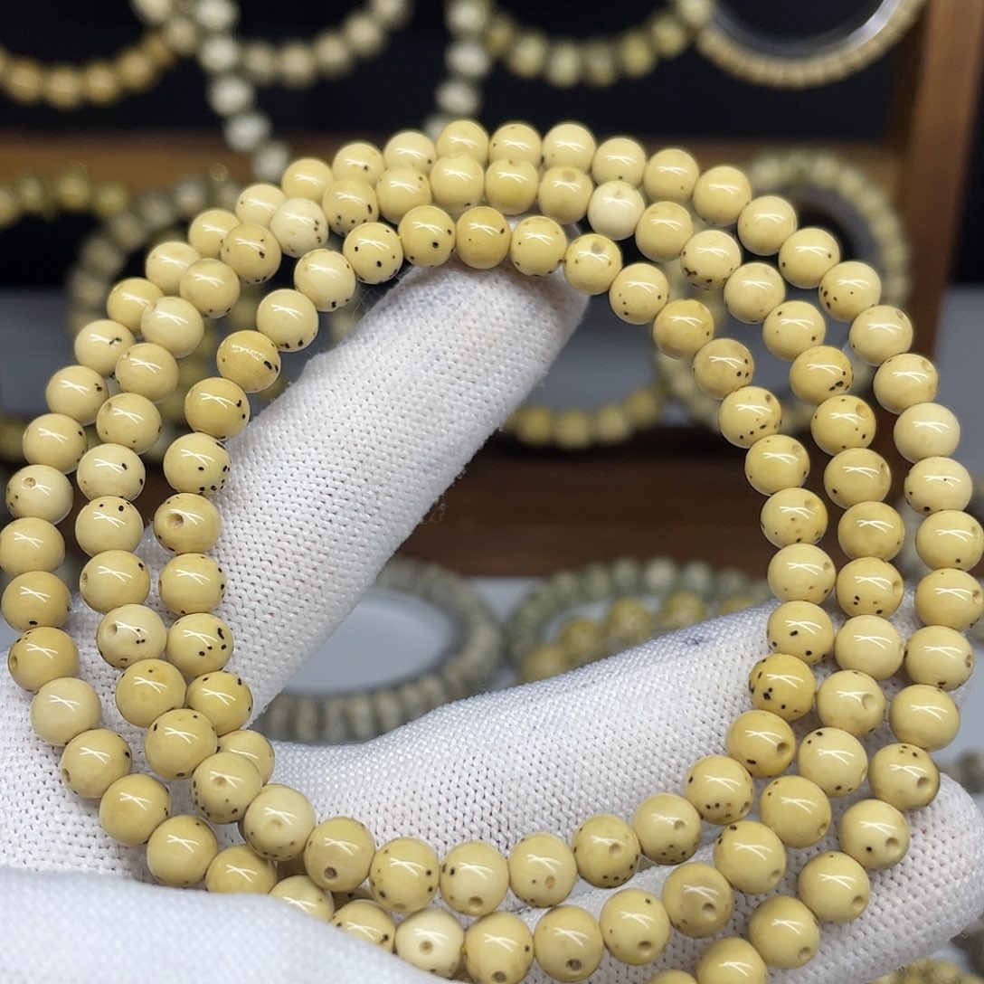 a***－星月菩提手串6圆珠，大通体