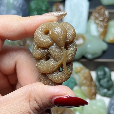 和田玉颈饰未镶嵌