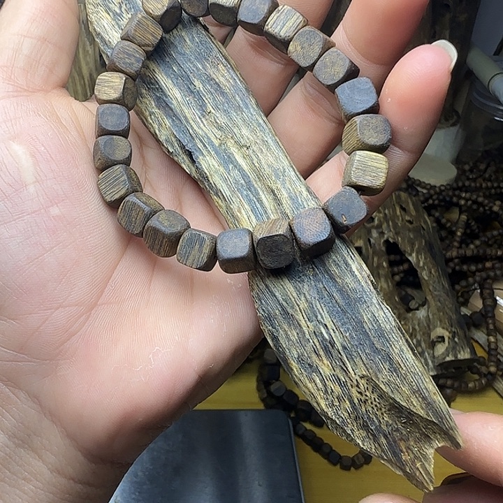 沉香碎屑沉香方糖珠8mm