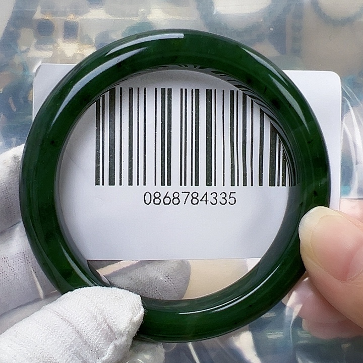 和田玉未镶嵌手镯包容58