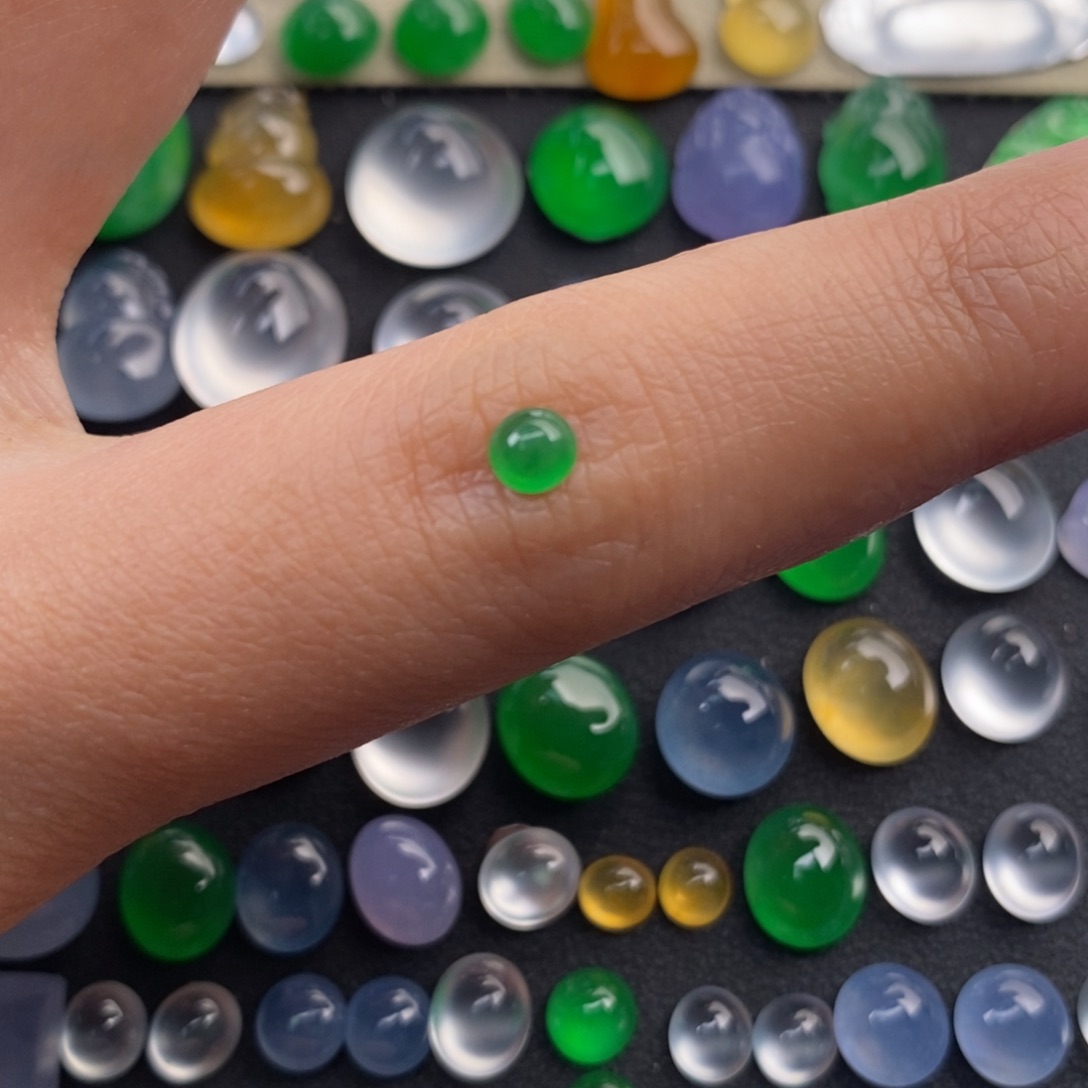 Y***5定制翡翠未镶嵌翡翠