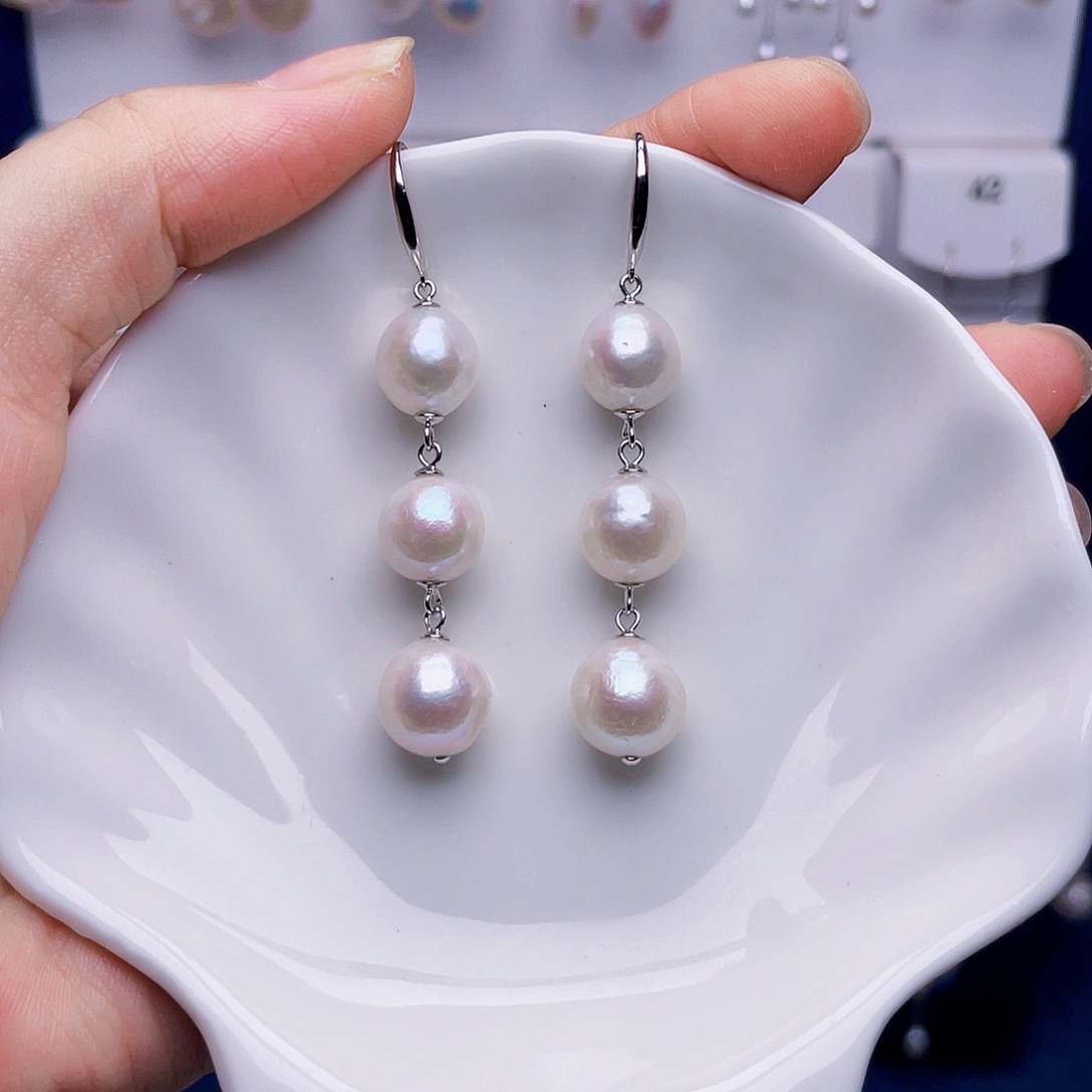 氪***丝银S925镶嵌淡水珍珠耳饰